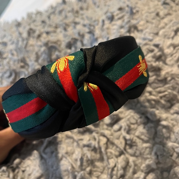 Fashion Black & Green Bee Headband NEW - Picture 2 of 3